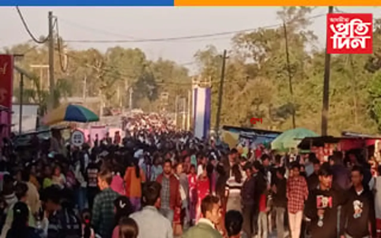 লোকে-লোকাৰণ্য চৰাইদেউ মৈদাম; চৰাইদেউ মহোৎসৱত ৰাইজৰ বিপুল সঁহাৰি 
