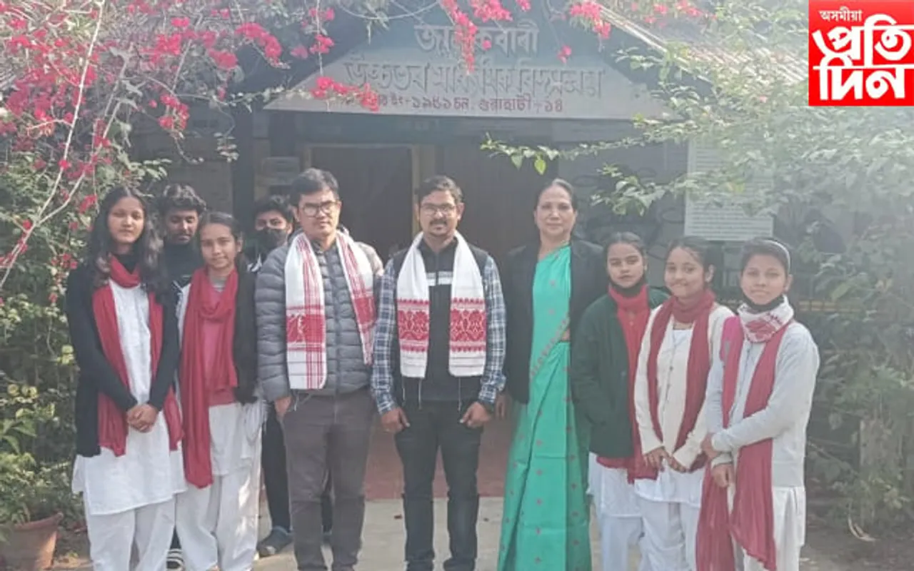 জালুকবাৰী উচ্চতৰ মাধ্যমিক বিদ্যালয়ত কেৰিয়াৰ কৰ্মশালা সম্পন্ন