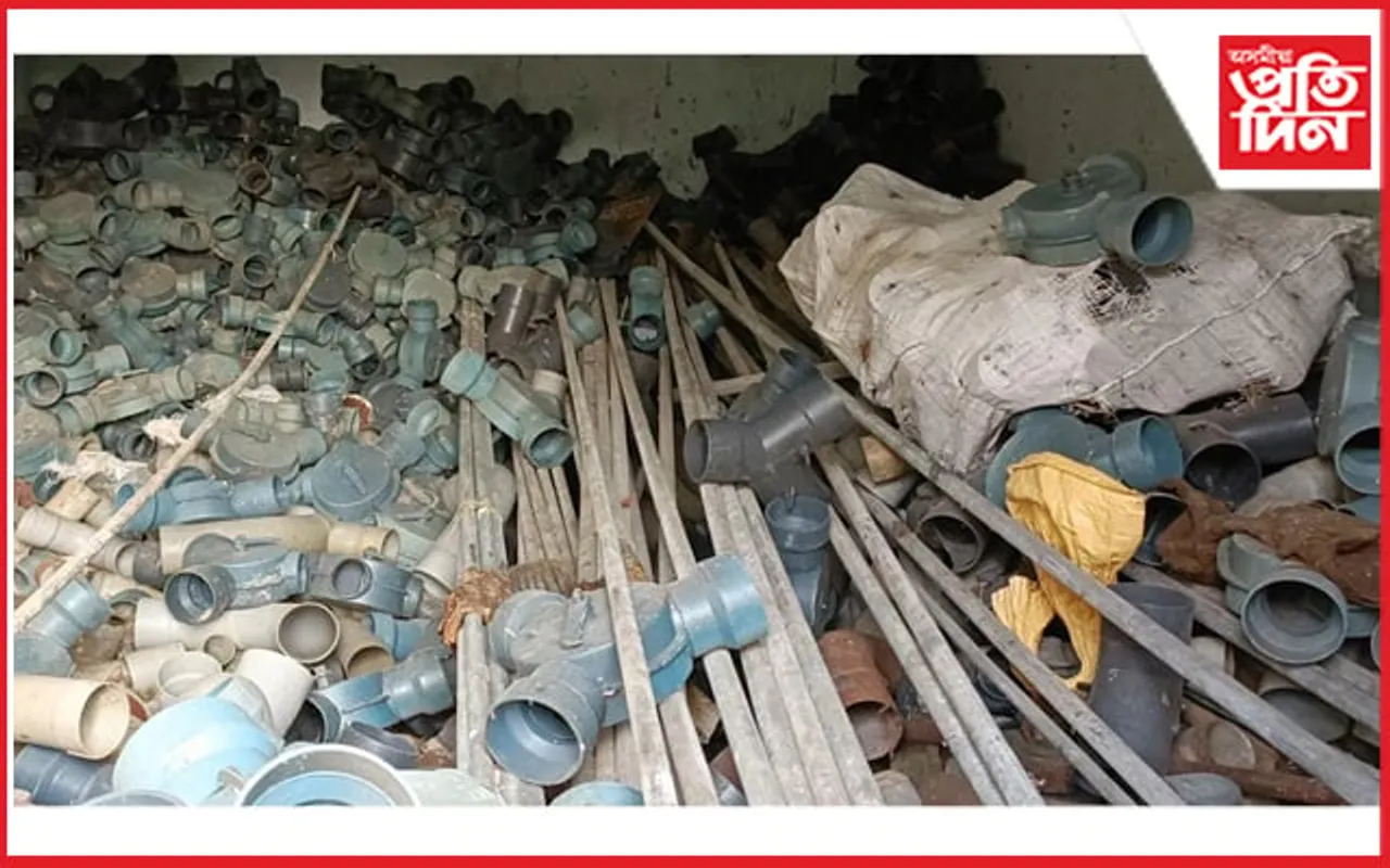 জনস্বাস্থ্য কাৰিকৰী বিভাগৰ আৱাসিক এলেকাত জহি খহি গৈছে লাখ লাখ টকাৰ সামগ্ৰী