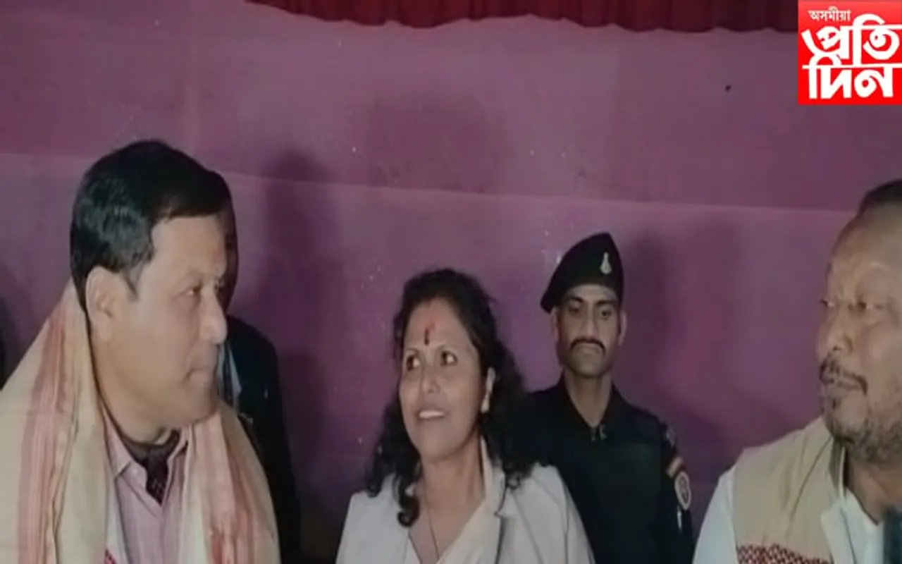 জামুগুৰিহাটত নিশা কেন্দ্ৰীয় মন্ত্ৰী সৰ্বানন্দ সোনোৱাল