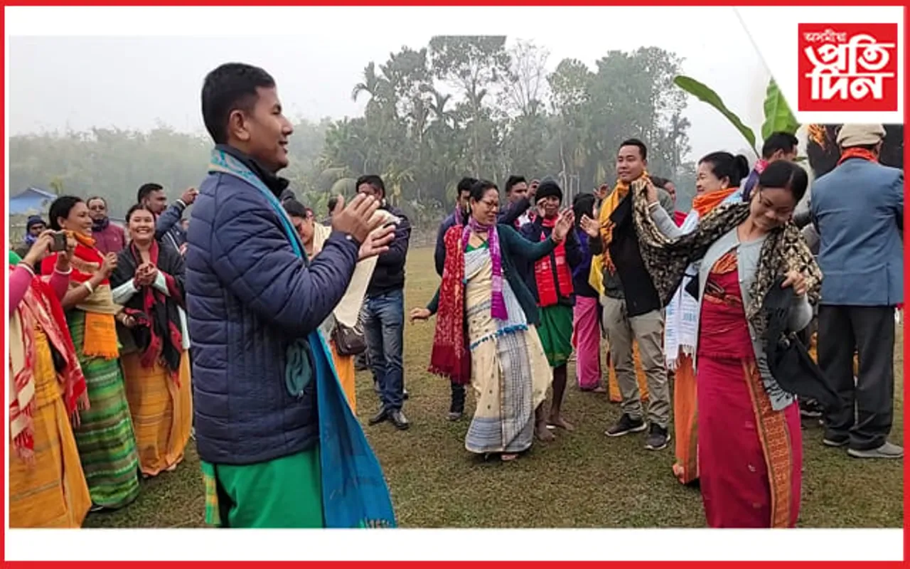 চিৰাঙৰ মইনাগুৰীত উলহ মালহেৰে মাগৌ দোমাসী উৎসৱ উদযাপন