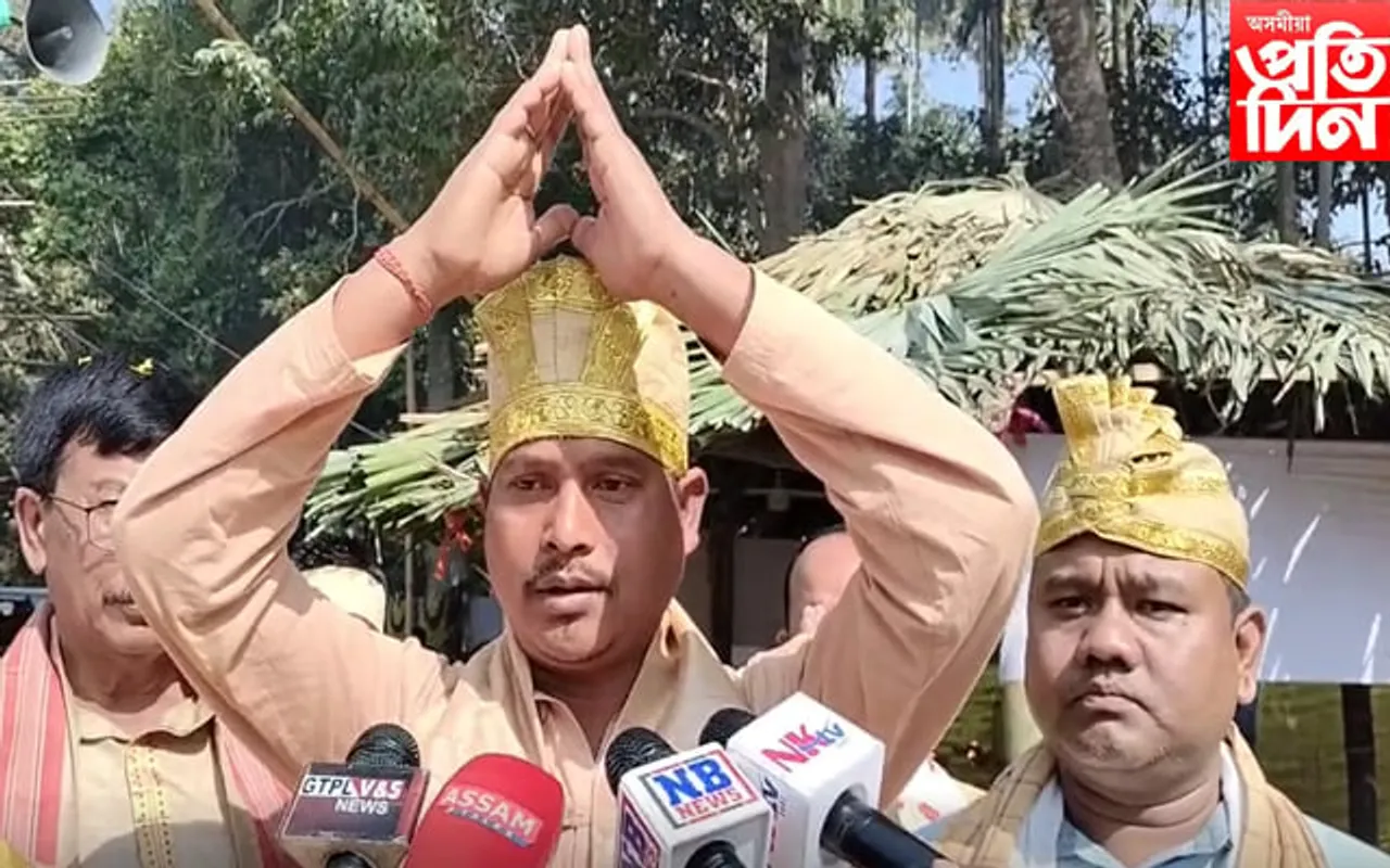 তিতাবৰত মে-ডাম মে-ফি উদযাপন