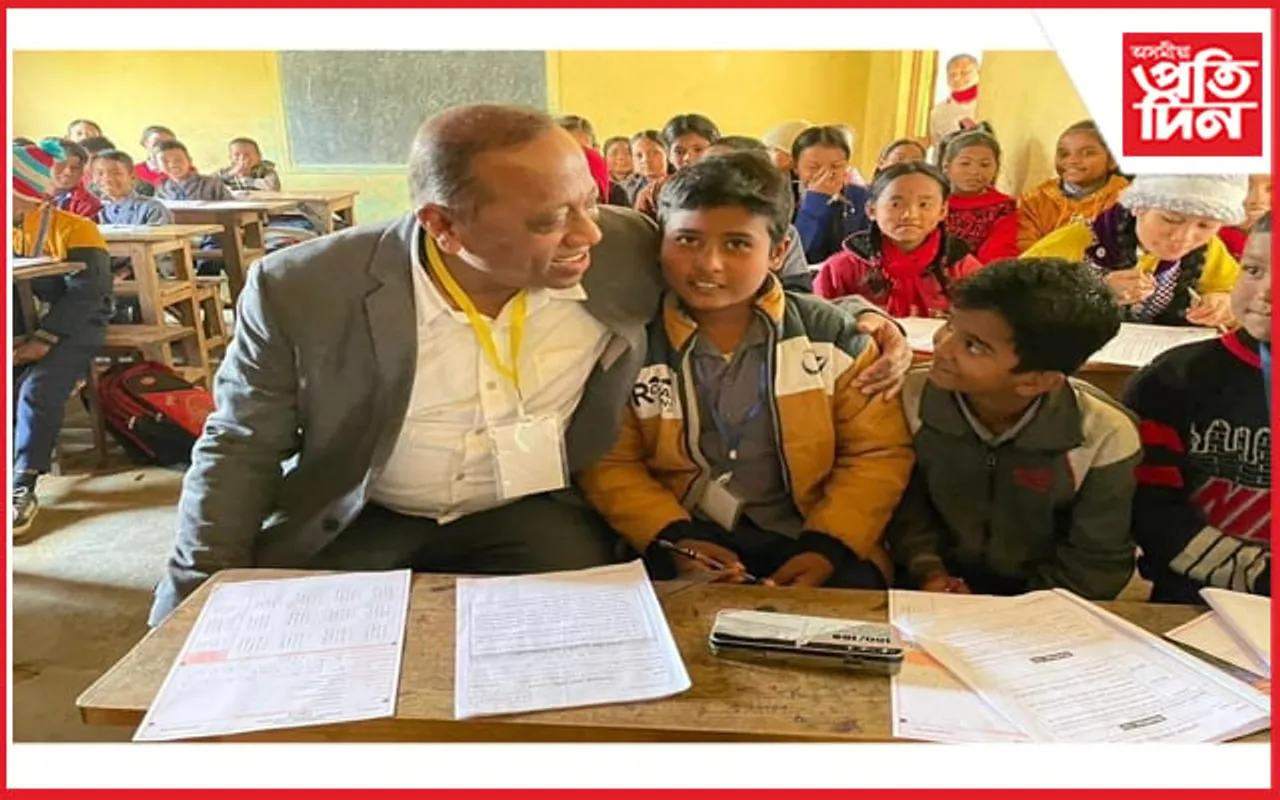 গুণোৎসৱঃ ছাত্ৰ-শিক্ষকৰে মত-বিনিময় মন্ত্ৰী পৰিমল শুক্লবৈদ্যৰ