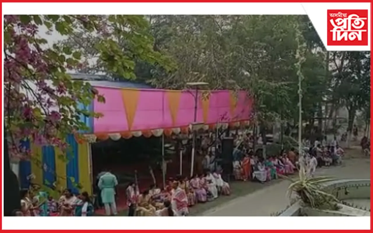 মাঘী পূৰ্ণিমাত উদুলি মুদুলি বটদ্ৰৱাৰ দৌল মন্দিৰ