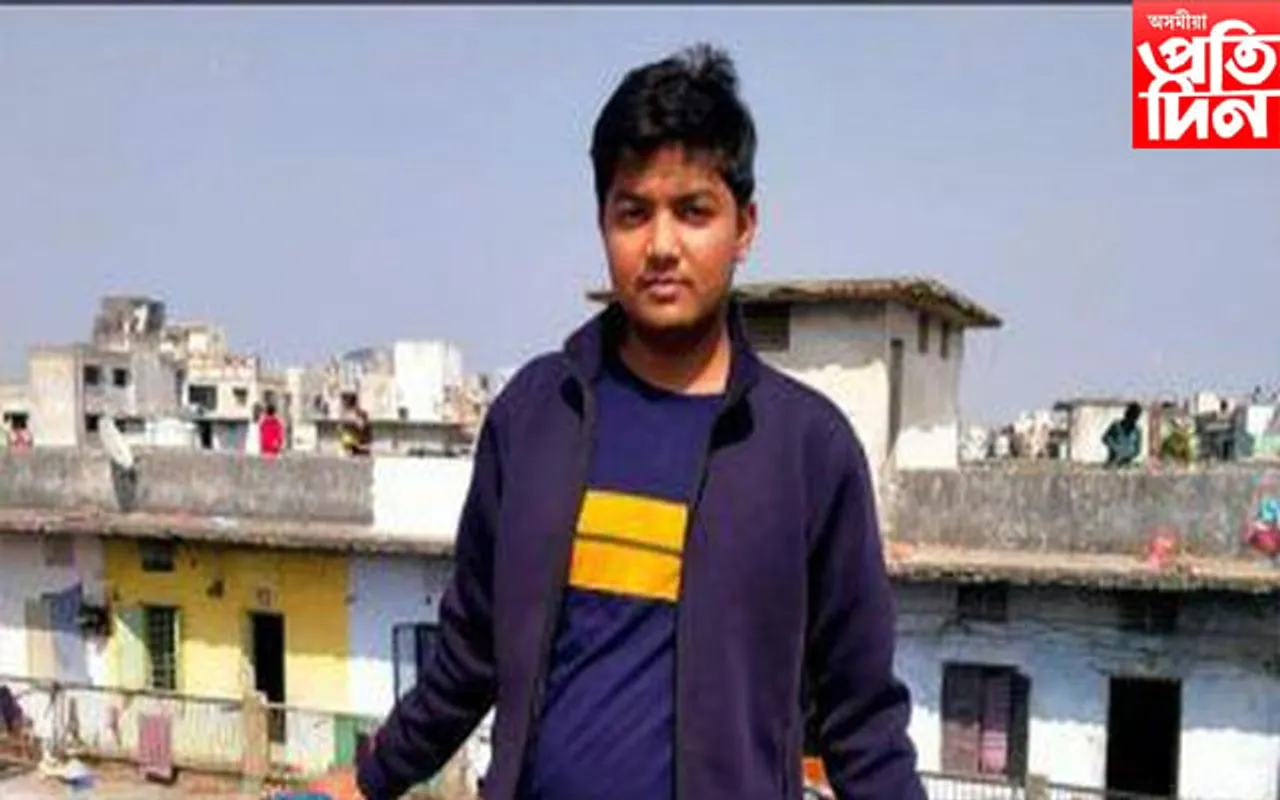 আই আই টি ছাত্ৰৰ আত্মহনন! জাতিৰ বাবে  বন্ধুবৰ্গই কৰিছিল বহিষ্কাৰ...