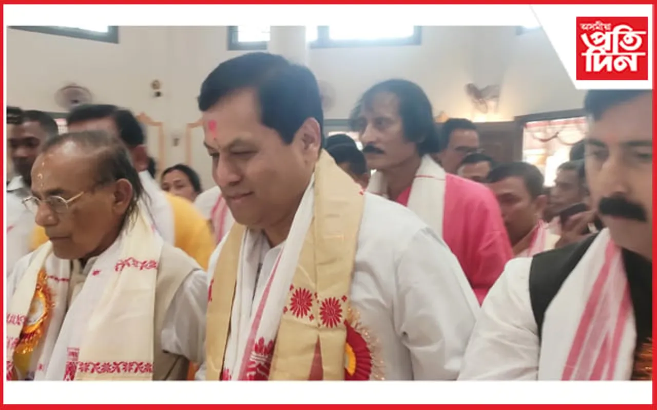 বটদ্ৰৱা থানৰ দৌল পূৰ্ণিমাত কেন্দ্ৰীয় মন্ত্ৰী সৰ্বানন্দ সোনোৱাল