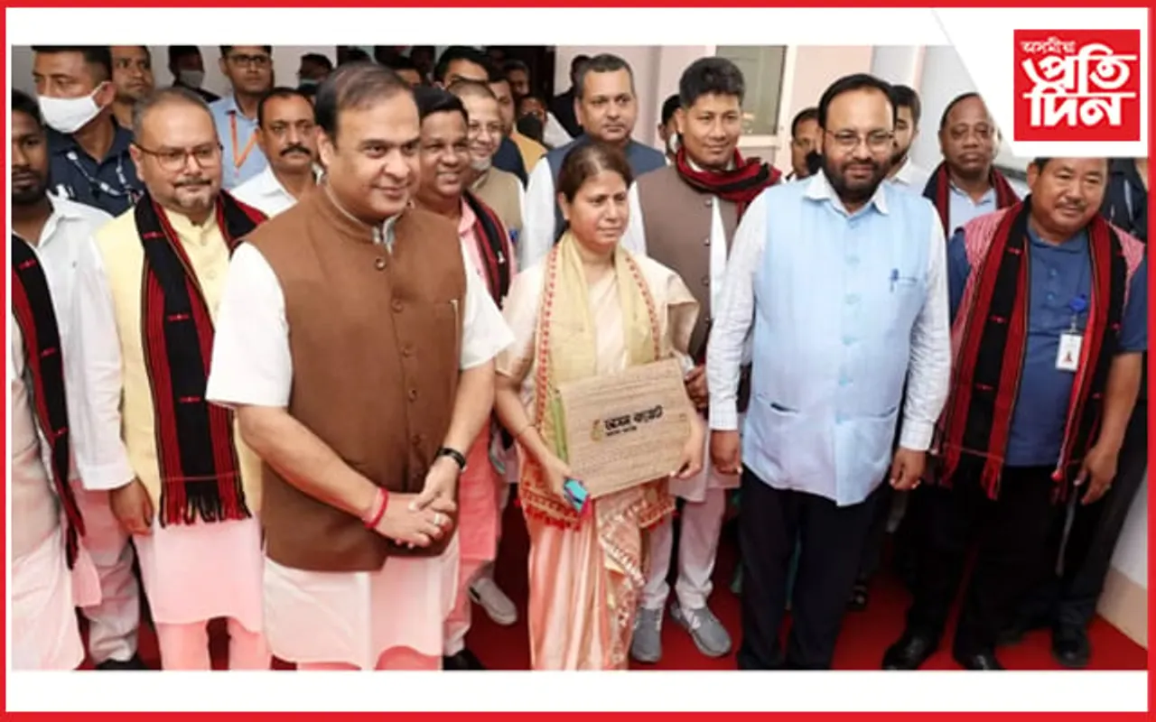 বৃদ্ধি পাইছে ৰাজ্যৰ জনমূৰি আয়, বৃদ্ধি পাইছে ৰাজ্যৰ জনমূৰি ঋণৰ পৰিমাণো