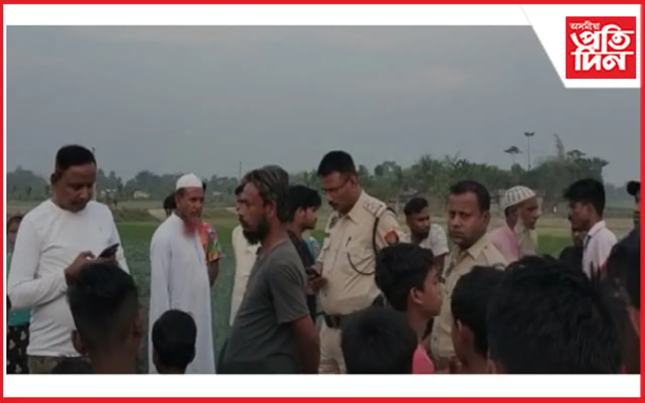 মৰ্মান্তিক! খেলি থকা অৱস্থাতেই ট্ৰেক্টৰৰ চেপাত প্ৰাণ গ'ল কনমানিৰ...