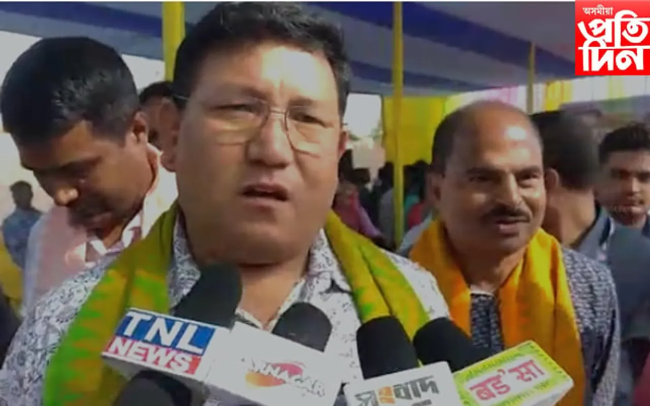  ২ কোটি ব্যয়ৰে নিৰ্মাণ হ'বলগীয়া বড়োলেণ্ড অতিথি শালাৰ আধাৰশিলা স্থাপন