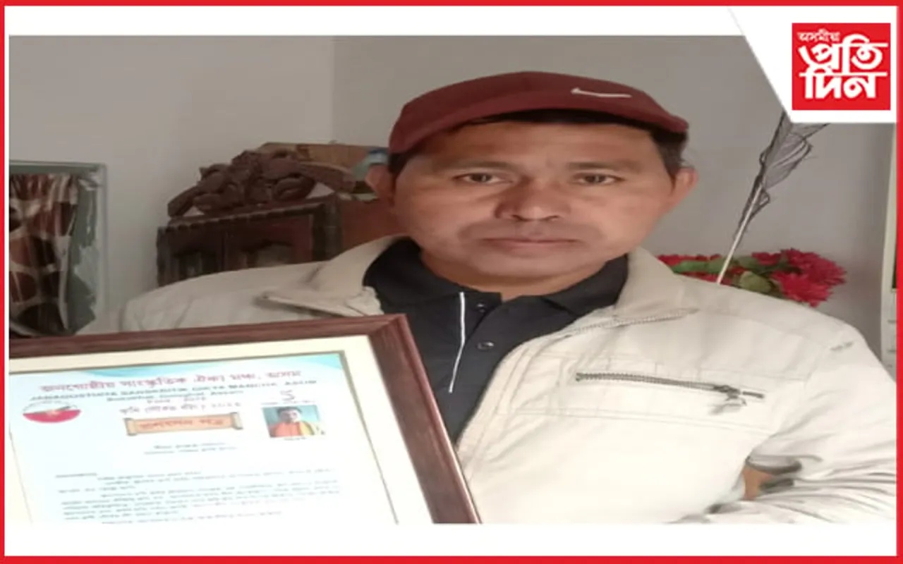 কাঠফুলা খেতিৰ জড়িয়তে লাখ টকা উপাৰ্জন এজন কৃষকৰ..