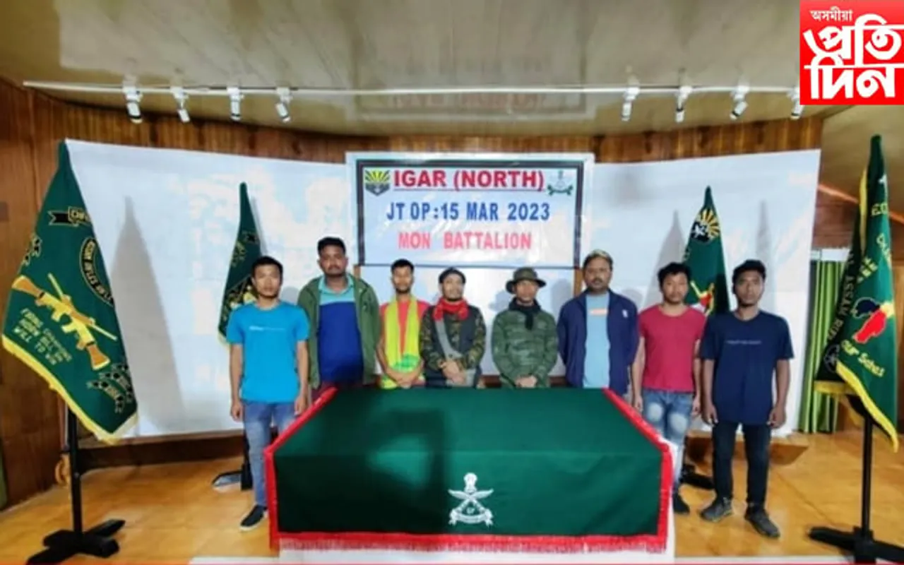 নাগালেণ্ডৰ মন জিলাত কে এল অ’ৰ বৈদেশিক সচিবসহ ৭ কেডাৰৰ আত্মসমৰ্পণ!