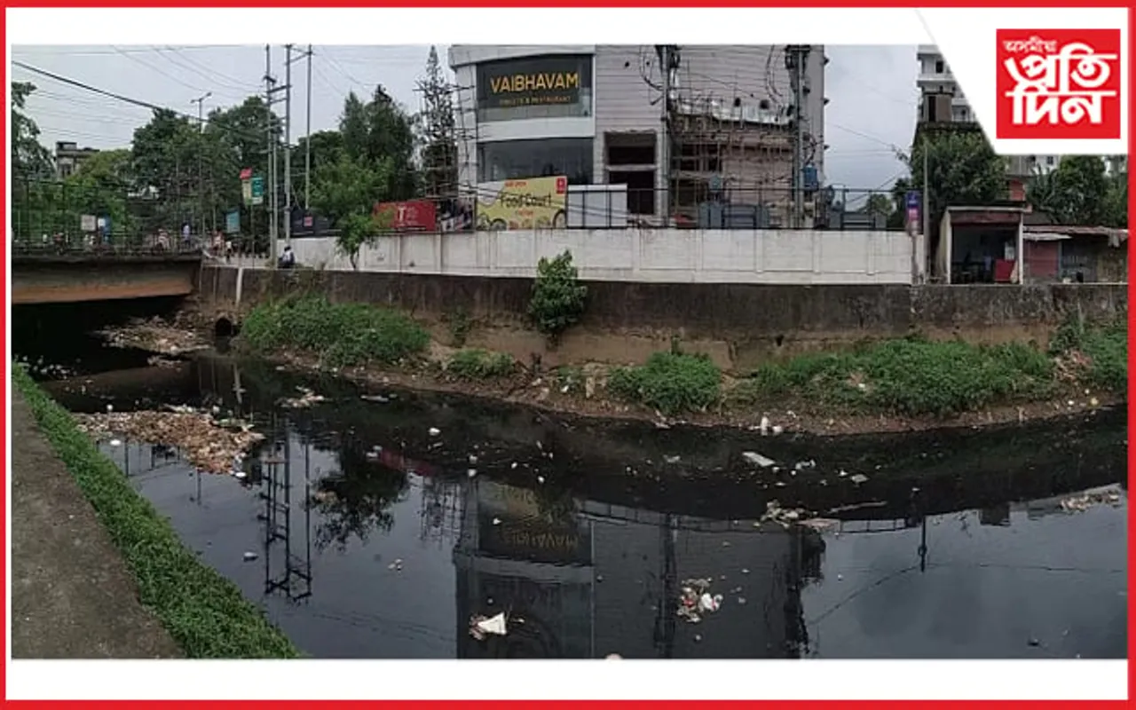 মহানগৰীত কৃত্ৰিম বান সৃষ্টিকাৰী ২৬ খন সেতু ভঙাৰ নিৰ্দেশ পৌৰ নিগমৰ