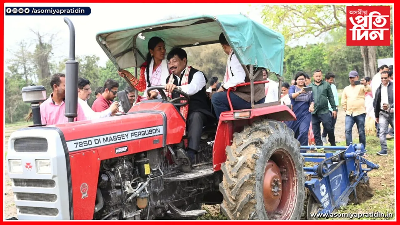 কৃষিখণ্ডত  স্ত্ৰী-শক্তিৰ বিশেষ ভূমিকা: শোণিতপুৰত কৃষিমন্ত্ৰী...