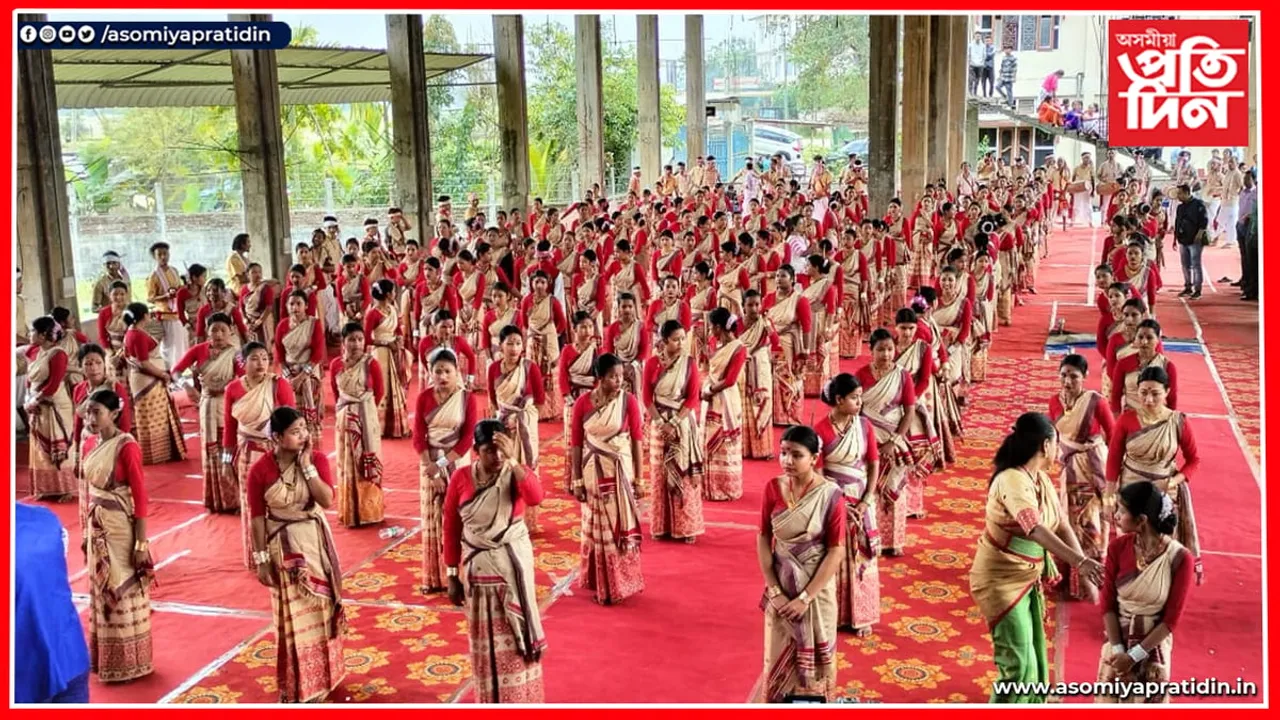 বিশ্ব ৰেকৰ্ডৰ বাবে জিলাই জিলাই  চলিছে নাচনীৰ প্ৰশিক্ষণ, ধেমাজিটো আখৰা...