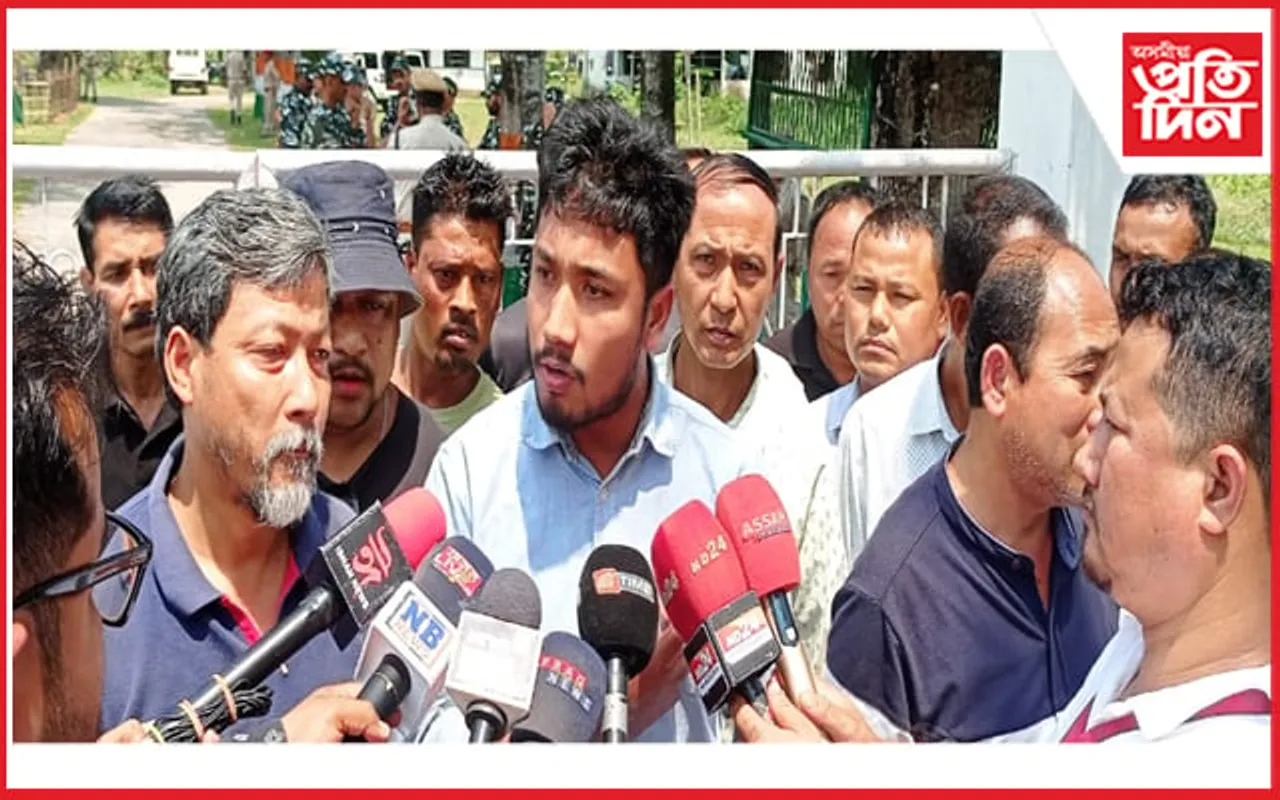 আৰক্ষী বিষয়‍া ৰেনুকুন্তলা শীতল কুমাৰক বৰ্খাস্তৰ দাবী জীপাল কৃষক শ্ৰমিক সংঘৰ