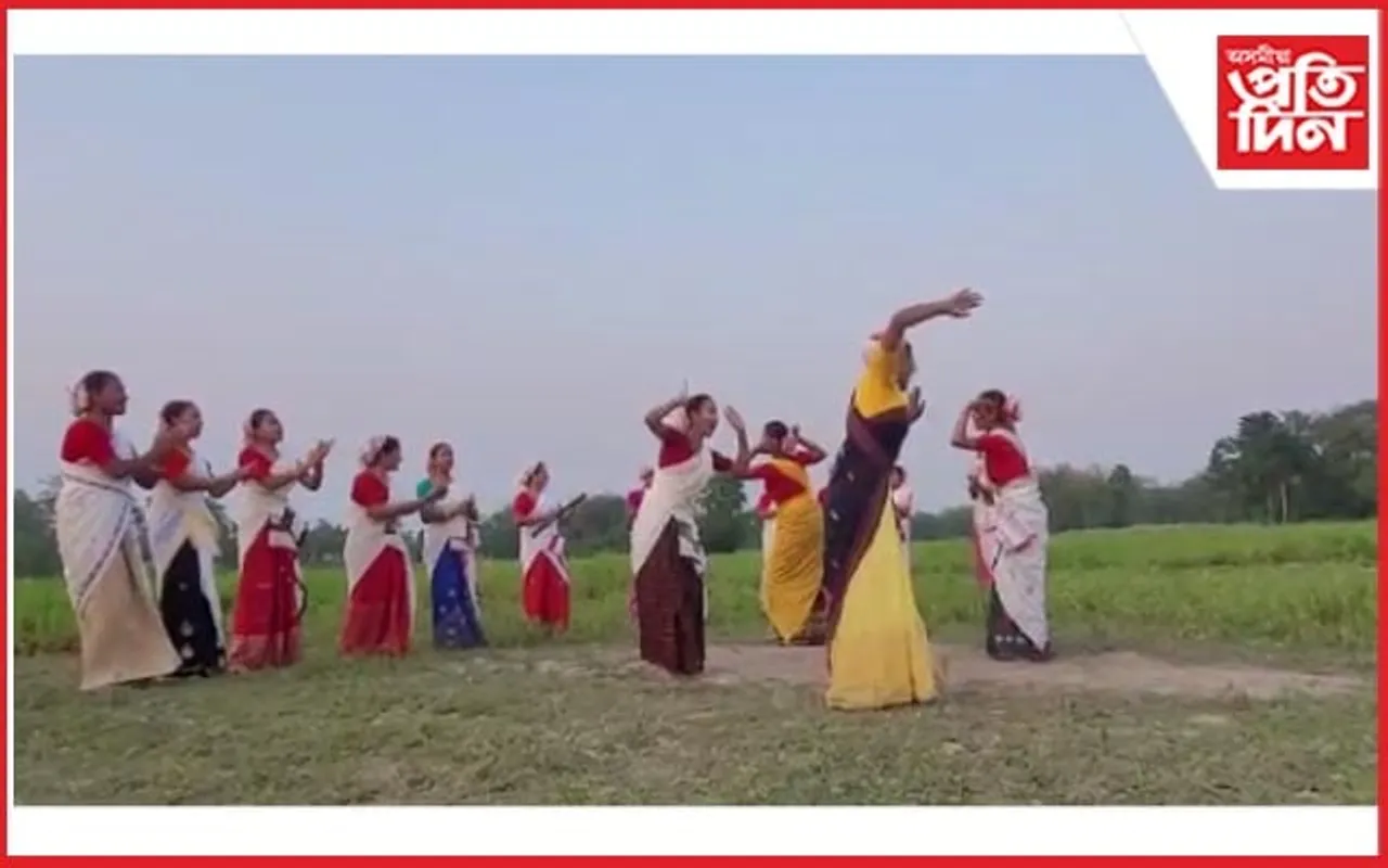 ২৭ বছৰীয়া পৰম্পৰা অক্ষুণ্ণ ৰাখি ঢকুৱাখনাত বিহুৰ আখৰা...