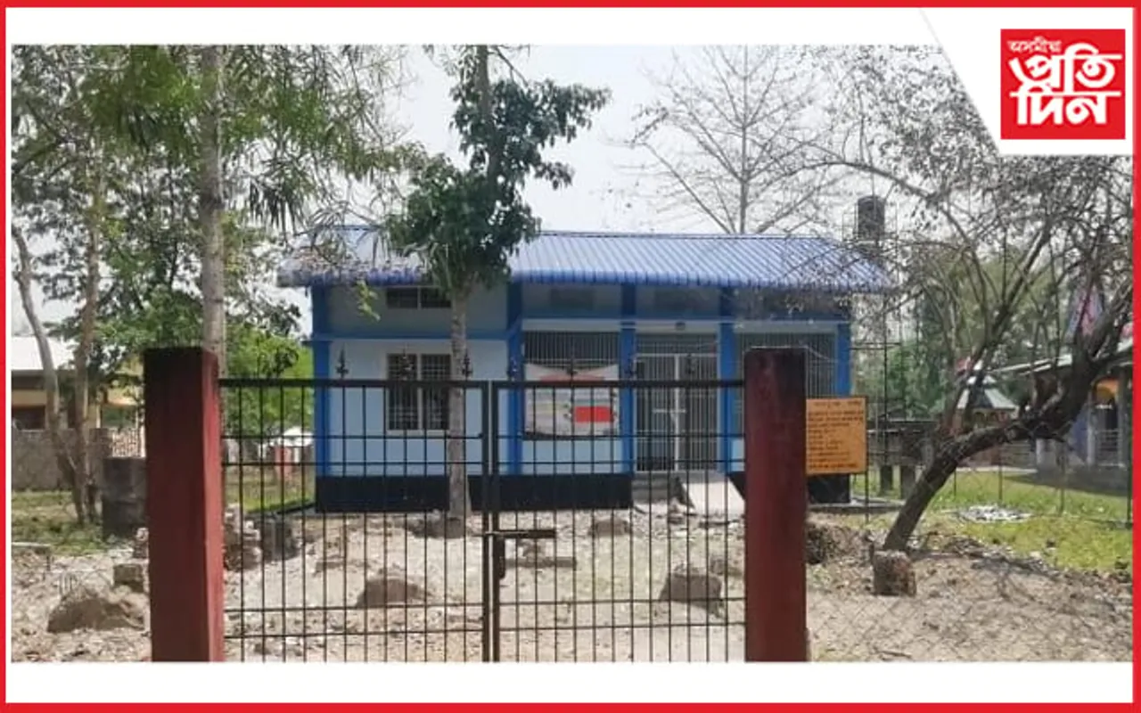 আটক ধুনীয়া পশু চিকিৎসালয়! পিছে উপস্থিত নাথাকে চিকিৎসক...