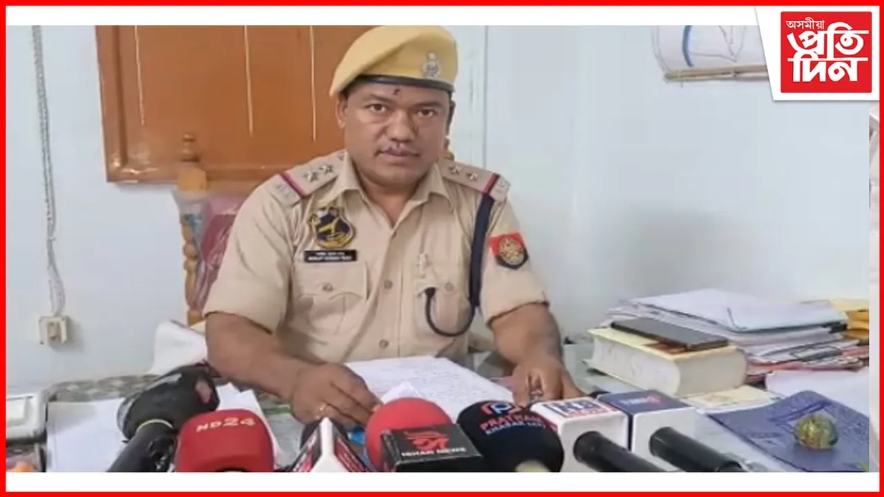 তিতাবৰত দুই প্ৰশাসনিক বিষয়াৰ মাৰপিট