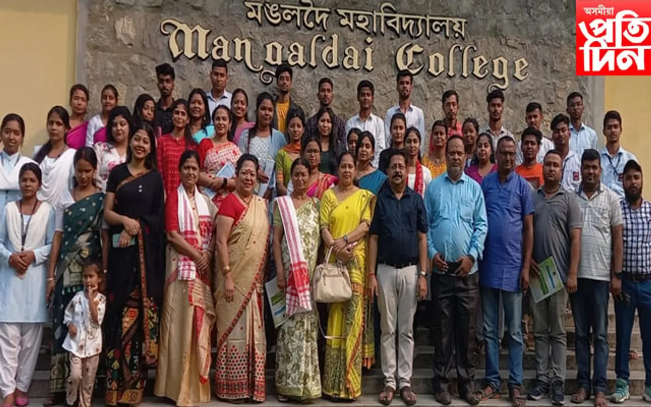 মঙলদৈ মহাবিদ্যালয়ৰ বুৰঞ্জী বিভাগৰ প্ৰাক্তন ছাত্ৰ ছাত্ৰীৰ সন্মিলন...