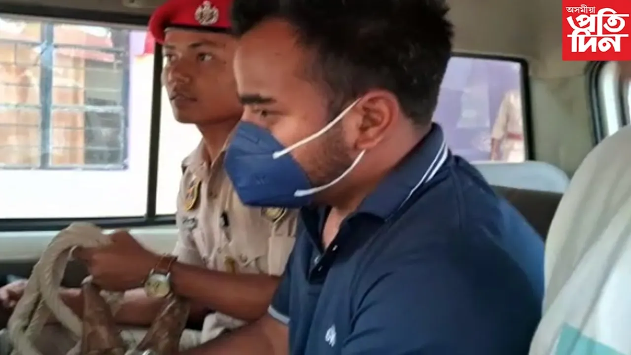 বেংকৰ অফিচাৰ বুলি চিনাকি দি লাখ লাখ টকা আত্মসাৎ কৰা যতীন্দ্ৰ শইকীয়াক গ্ৰেপ্তাৰ