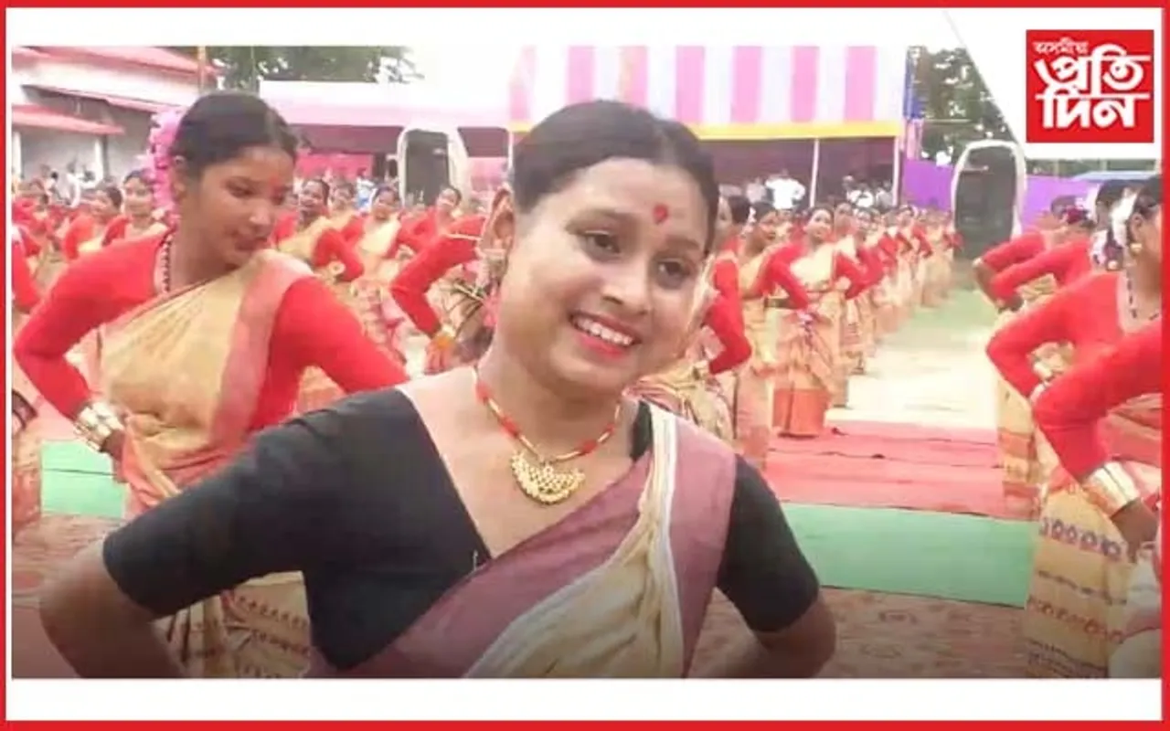 মায়ঙত "ৰিণিকি ৰিণিকি..." শীৰ্ষক বিহু গীতত কঁকাল ঘূৰাই নাচিলে ৫০০ বিহুৱতীয়ে 