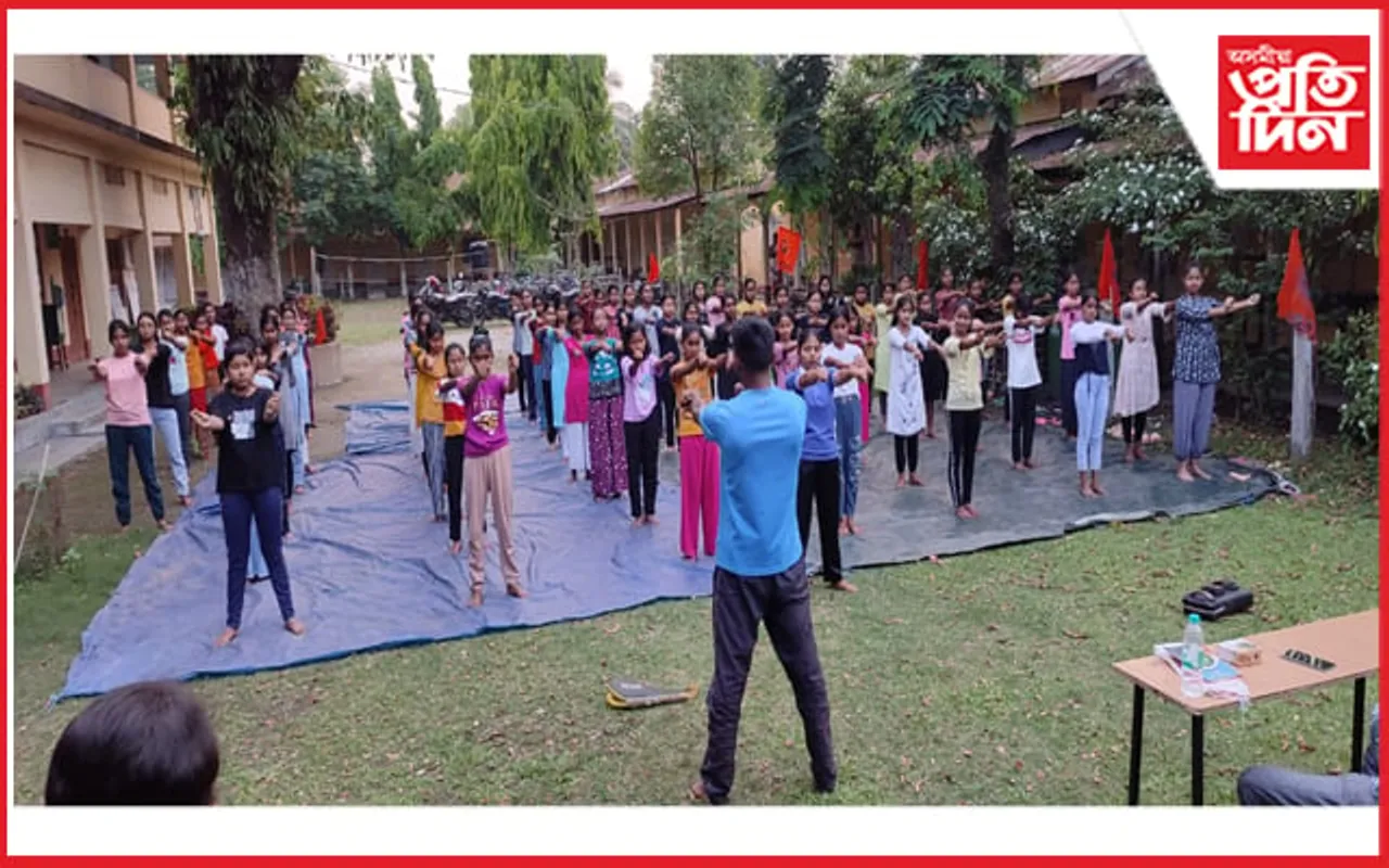 বিনামূল্যে ১০ দিন প্ৰশিক্ষণ প্ৰদান কৰা প্ৰশিক্ষকক অপমান আয়োজক কমিটিৰ!