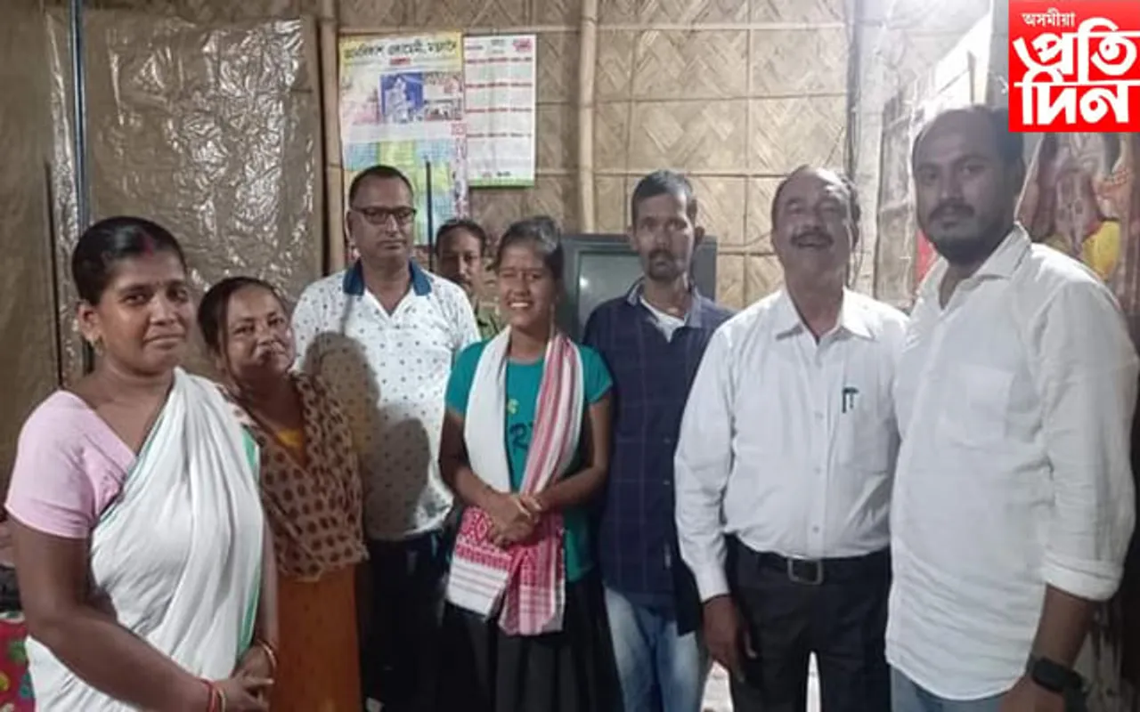 অৱশেষত চাকৰি পালে! মুখ্যমন্ত্ৰীক ধন্যবাদ মঙলদৈৰ সংগীতাৰ