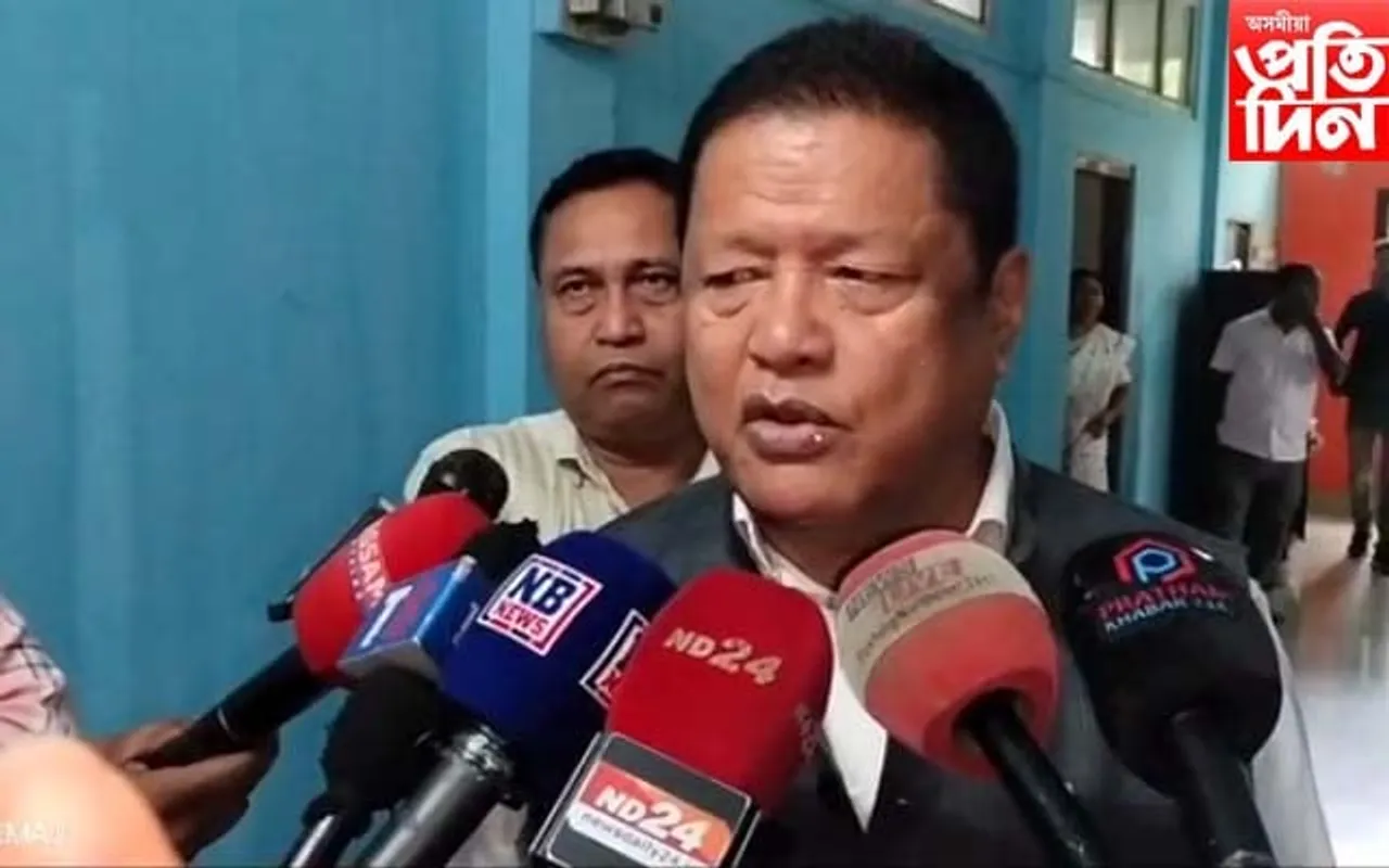 শিক্ষা সেতু এপত সহযোগ নকৰিলে বিদ্যালয়ৰ নামত অহা চৰকাৰী ধনৰ তদন্ত হ'ব...