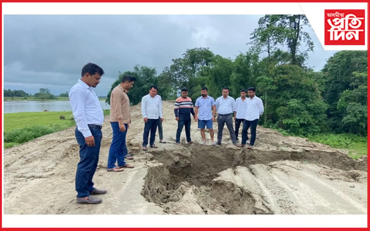প্ৰাক বাৰিষাতেই খহিছে কুমটীয়া নৈৰ কোটিটকীয়া মথাউৰি...