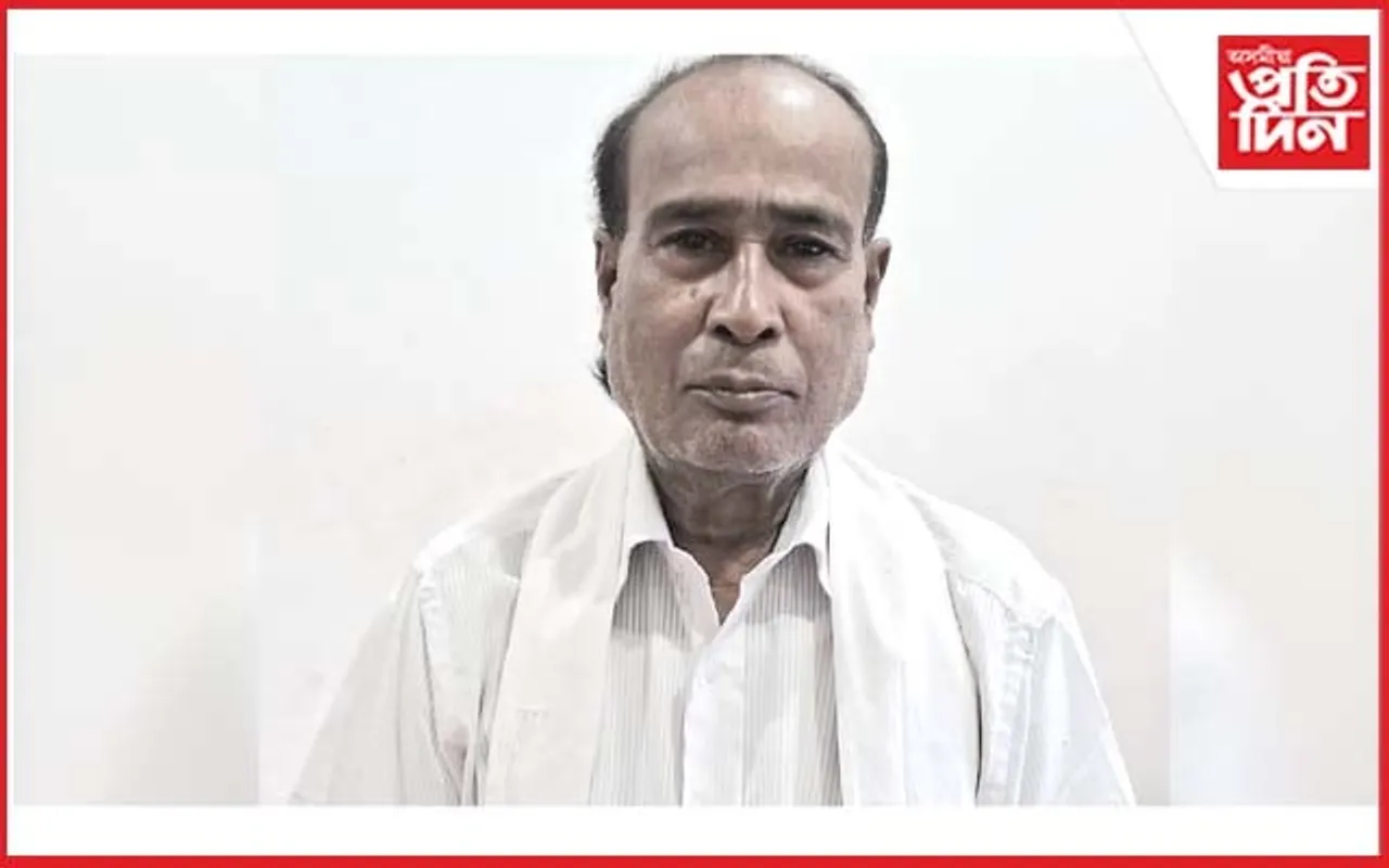 বিশিষ্ট শিল্পী বংশীধৰ ডেকালৈ 'ধৰ্ম্মদেৱ বিপ্ৰ বঁটা'...