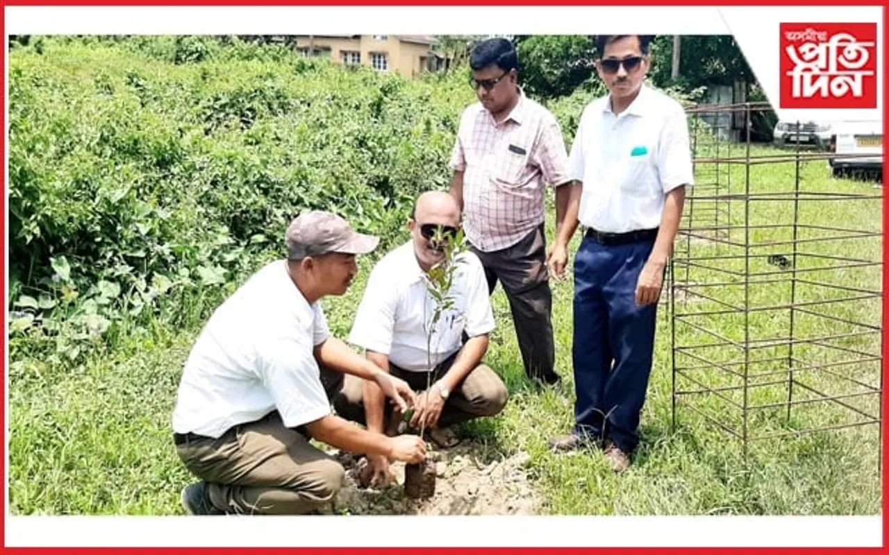 অসম পেট্ৰ' কেমিকেল ও নামৰূপ তাপ বিদ্যুৎ কেন্দ্ৰত বিশ্ব পৰিৱেশ দিৱস পালন...