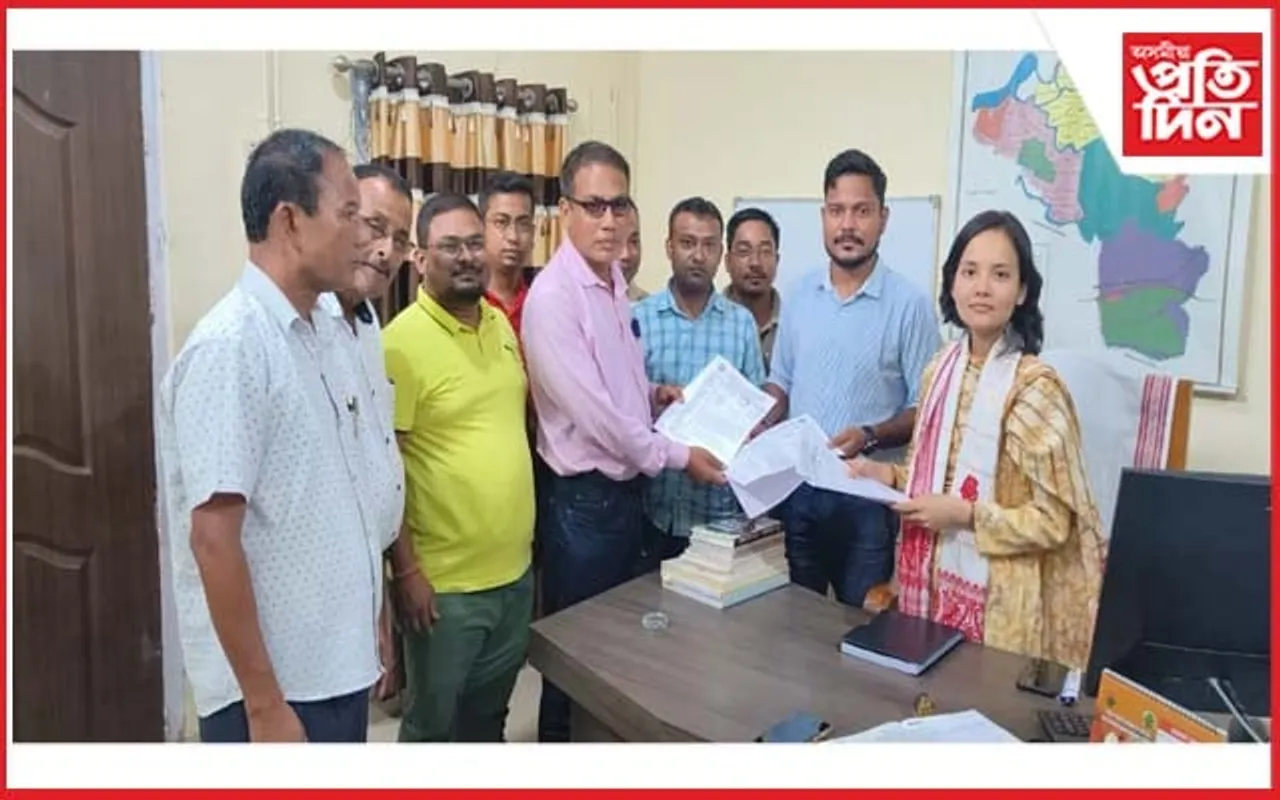 নতুন পেঞ্চন নীতি বাতিলৰ দাবীৰে মুখ্যমন্ত্ৰী আৰু প্ৰধানমন্ত্ৰী লৈ স্মাৰক পত্ৰ প্ৰেৰণ
