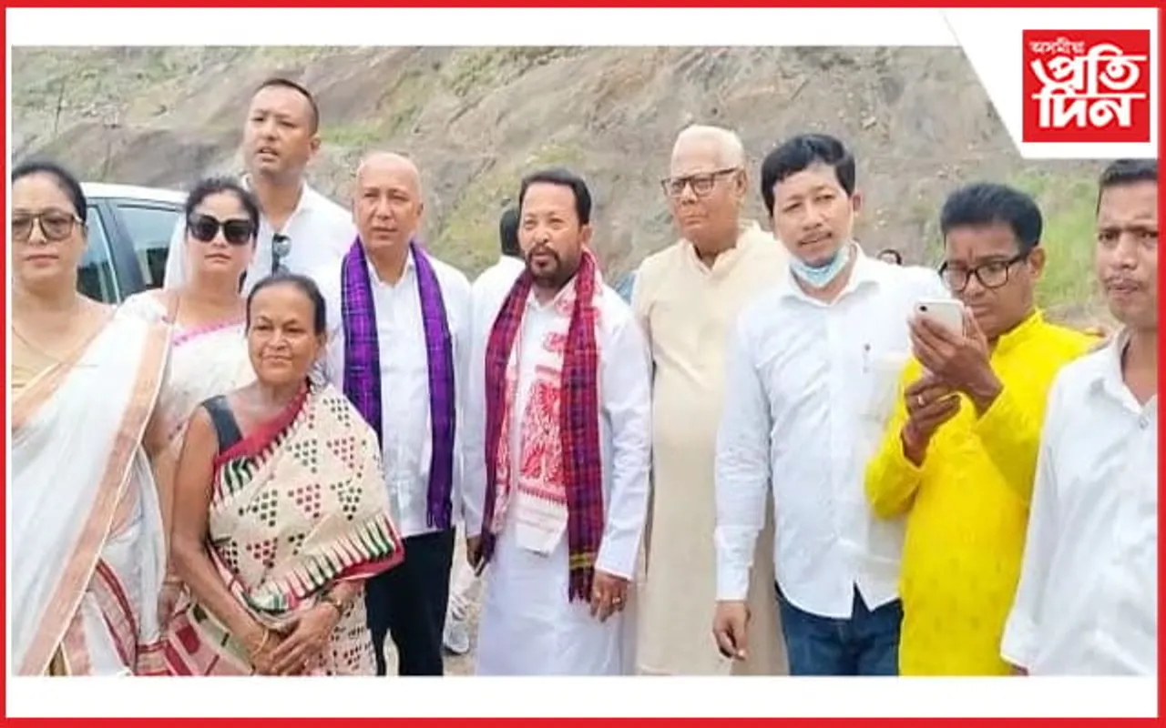 লিডুৰ অবৈধ কয়লাখনি পৰিদৰ্শন অসম প্ৰদেশ কংগ্ৰেছৰ কাৰ্যকৰী সভাপতিৰ...