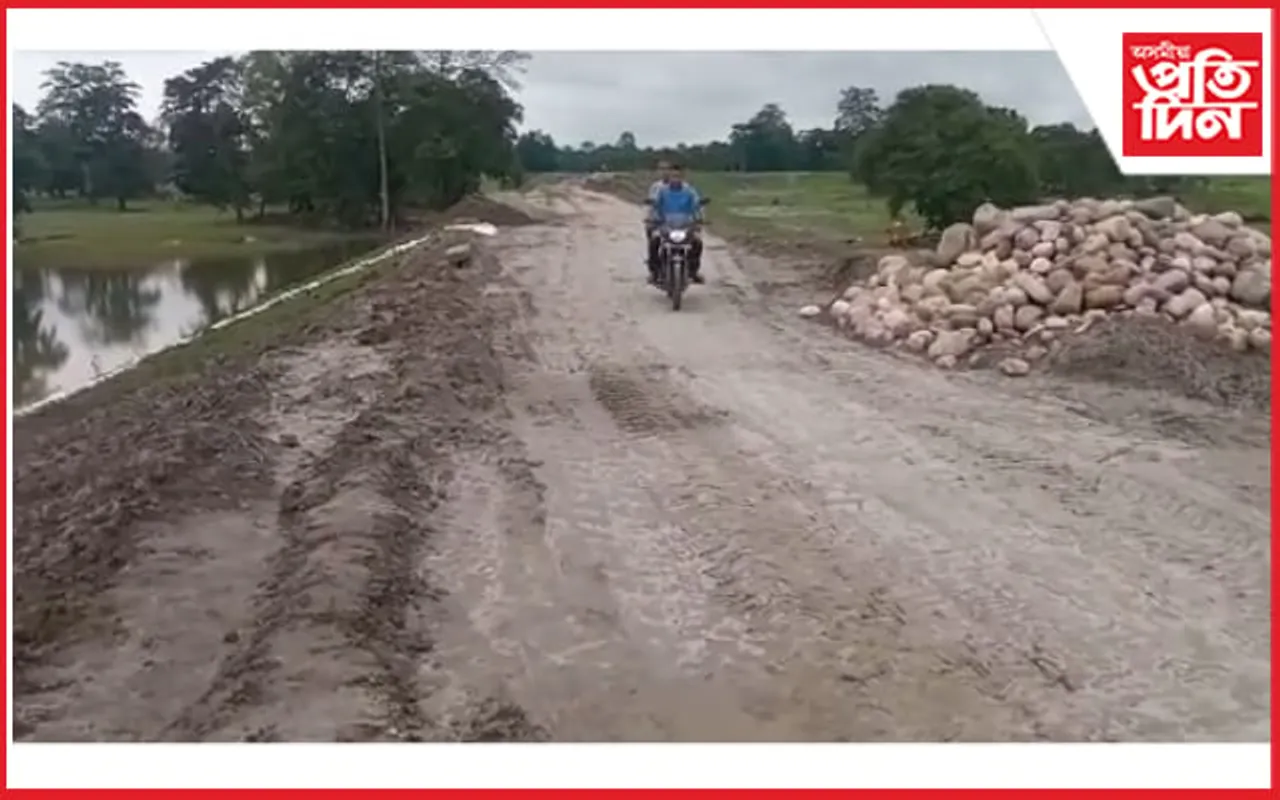 হালধিবাৰী-জাৱৰচুক মাথাউৰিয়ে আশাৰ বতৰা কঢ়িয়াইছে কাৰলৈ...