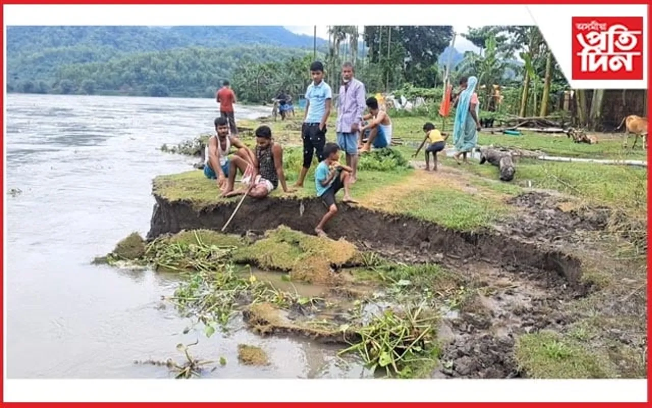 এফালে বানপানী,আনফালে গৰাখহনীয়া: বদৰুদ্দিন আজমল মুৰ্দাবাদ ধ্বনি নৈপৰীয়া ৰাইজৰ
