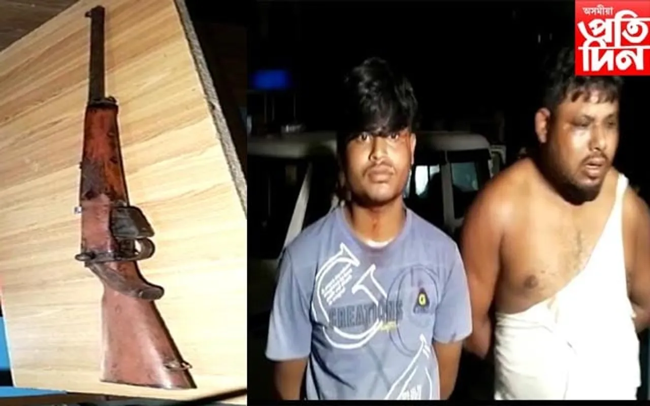 নগাঁৱত ৰাইফলসহ আটক দুই যুৱক...