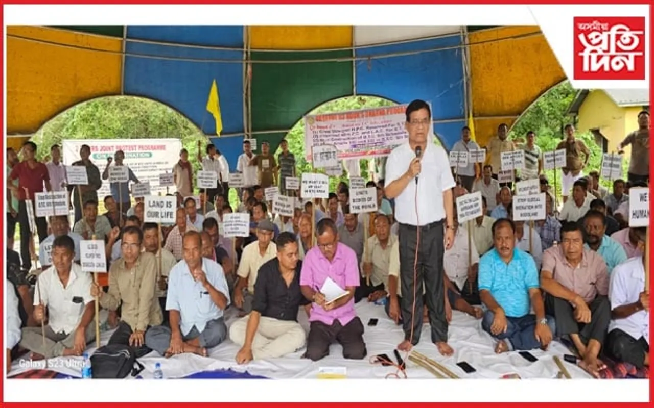 চিৰাঙত সমষ্টি পুুনৰ নিৰ্ধাৰণক লৈ ১৩ টা কৈ বড়ো জাতীয় দল সংগঠনৰ প্ৰতিবাদ...