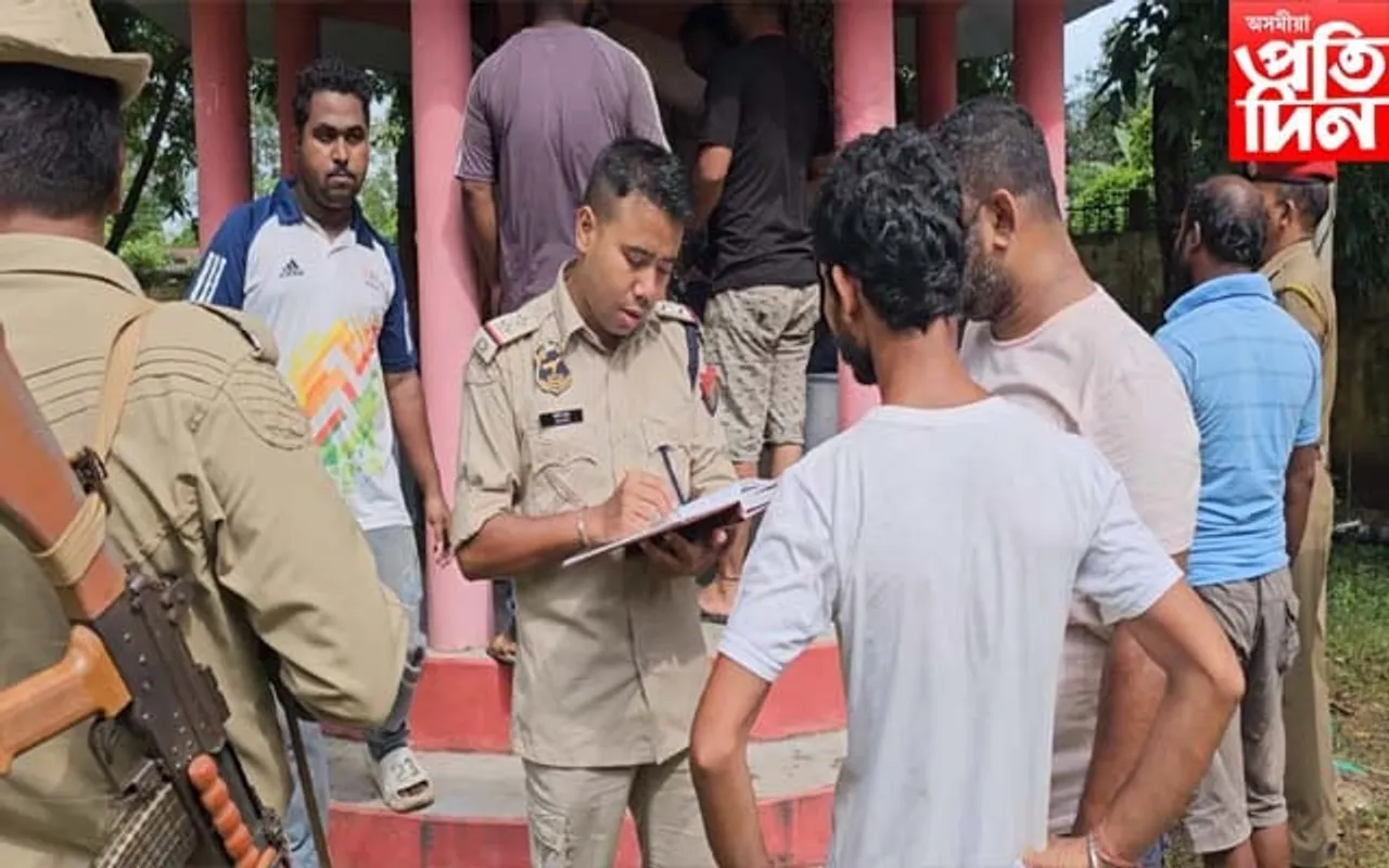 শিশু উদ্যানত ৰীল বনোৱাক কেন্দ্ৰ দুটা ফৈদৰ মাজত প্ৰচণ্ড মাৰপিট...