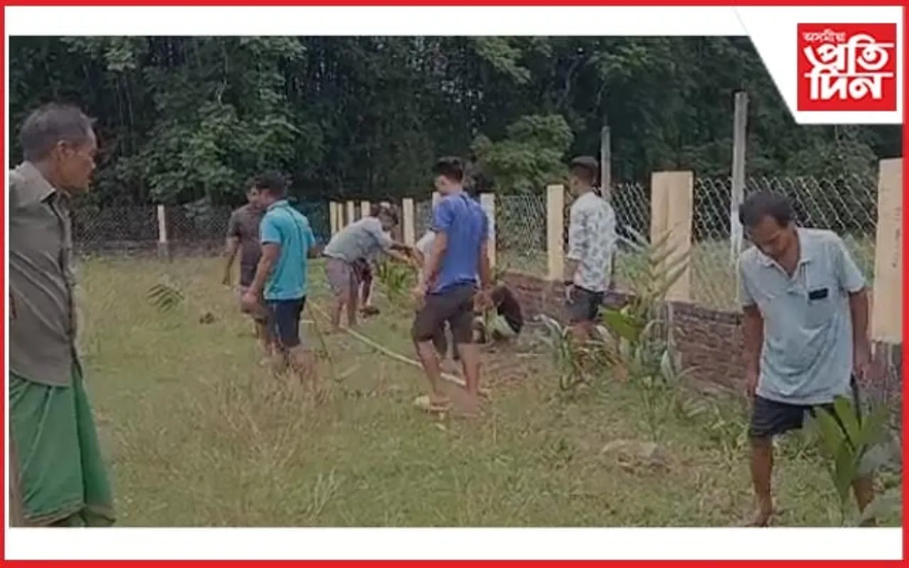 ব্ৰহ্মজ্যোতি নামঘৰৰ চৌহদত ৰাইজৰ দ্বাৰা বৃক্ষৰোপণ কাৰ্যসূচী