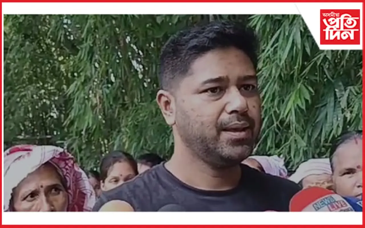 হাতত কোৰ-বেলচা লৈ লুৰিণজ্যোতিৰ শ্ৰমদান কাৰ্যসূচীত অংশগ্ৰহণ