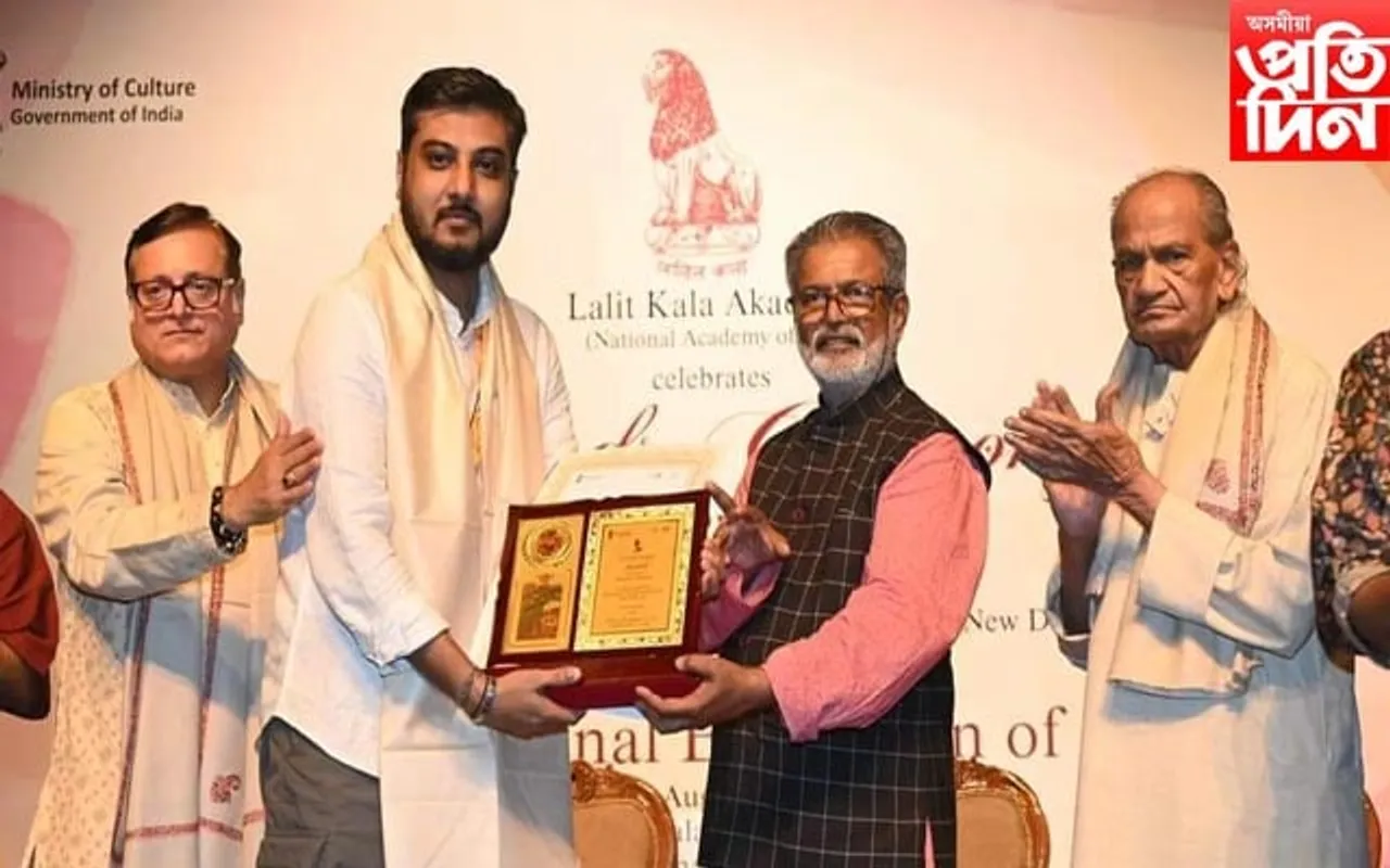 ললিতকলা অকাডেমিৰ ৰাষ্ট্ৰীয় পুৰস্কাৰ অসমৰ শিল্পী প্ৰিয়ম তালুকদাৰলৈ