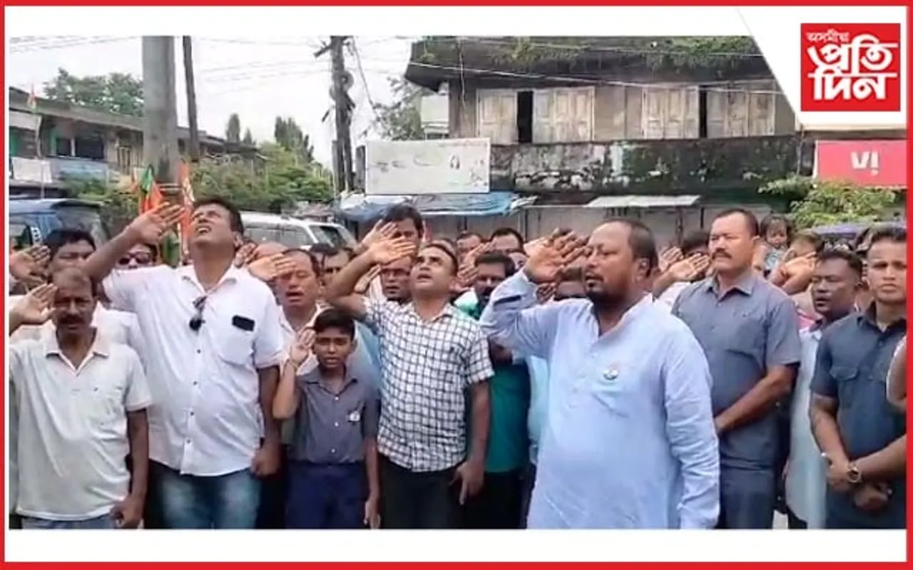 জামুগুৰিহাটত পদ্ম হাজৰিকাই উত্তোলন কৰিলে ত্ৰিৰংগা পতাকা