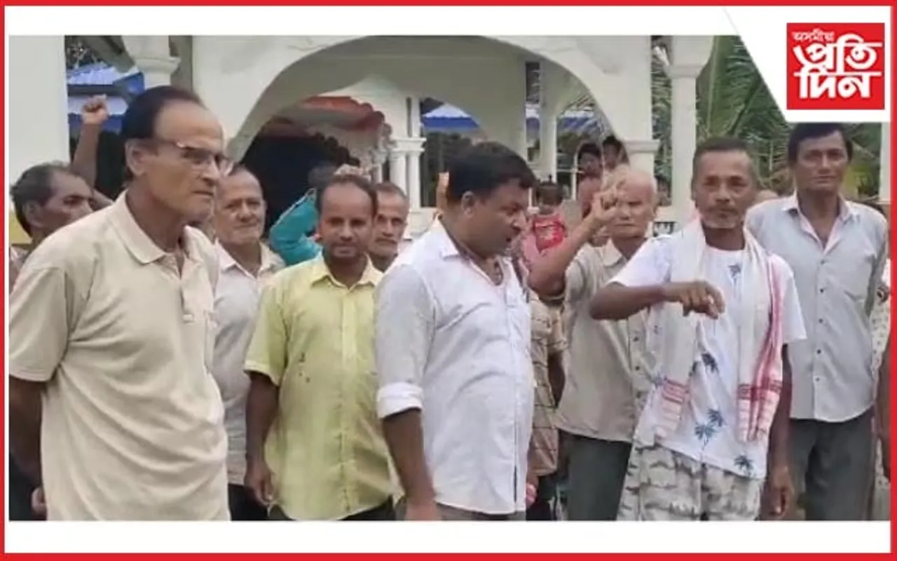 সমষ্টি পুনৰ নিৰ্ধাৰণক লৈ মৰিসুঁতিত তীব্ৰ প্ৰতিবাদঃ ভোট বৰ্জনৰ হুংকাৰ