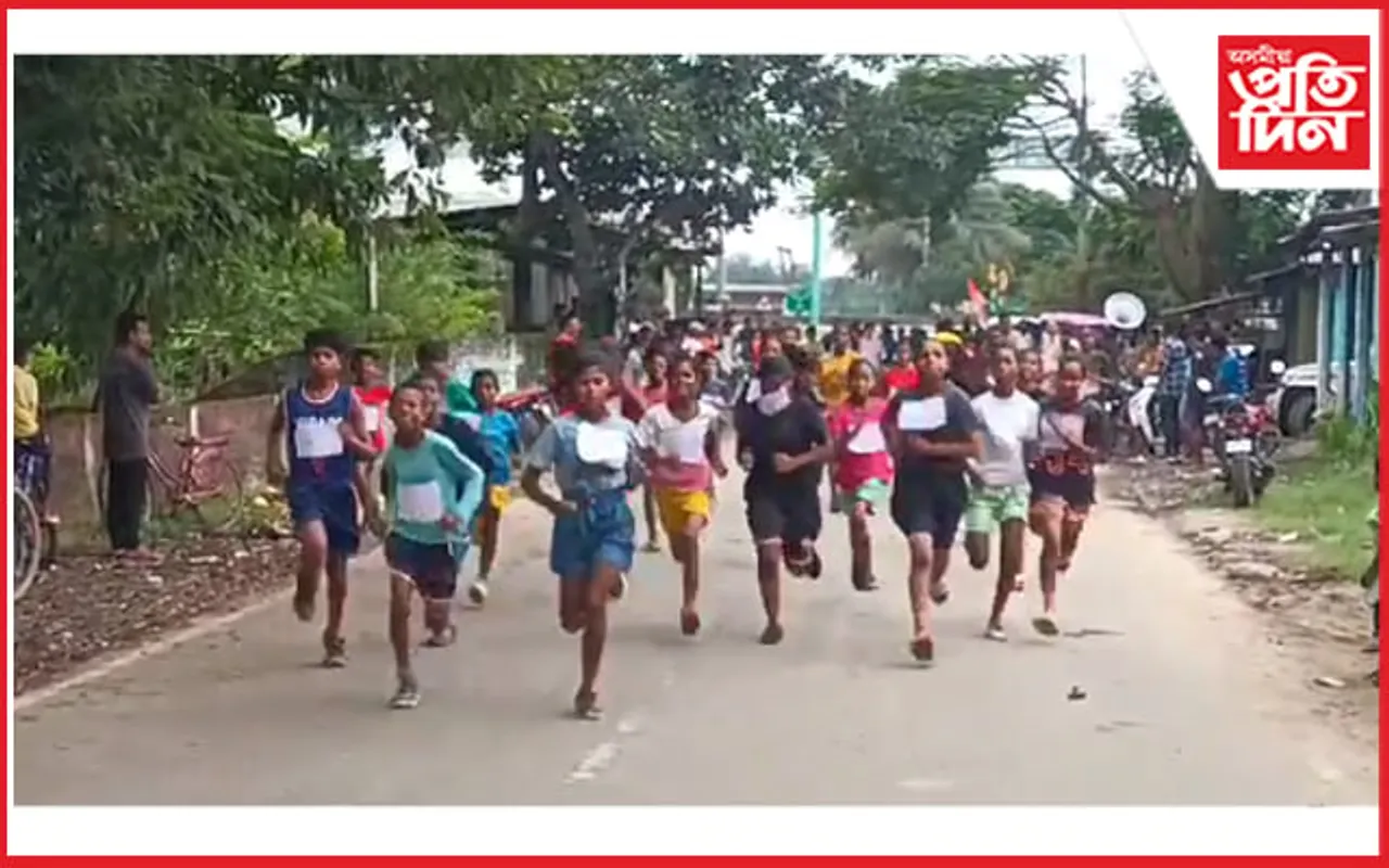স্বাধীনতা দিৱস উপলক্ষে গোলাঘাটত দৌৰ প্ৰতিযোগিতা
