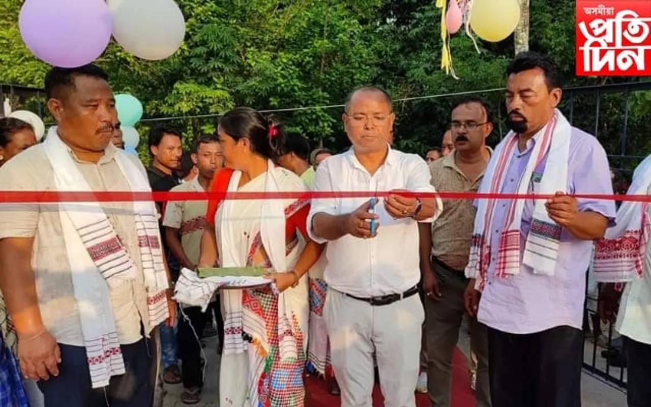 চিলাপথাৰত একেদিনাই ৪ পানী যোগান আঁচনিৰ উদ্ধোধন 