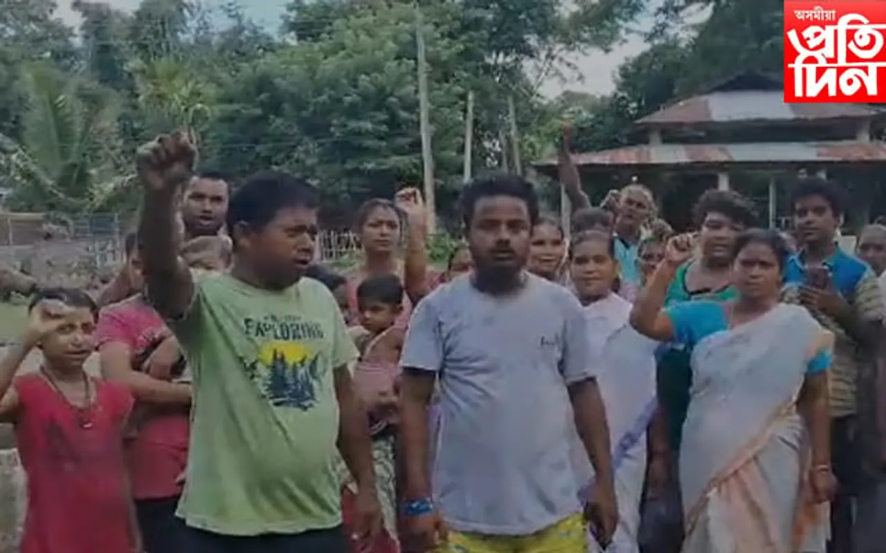 ৰামদিয়াত বেংক চি এচ পি'য়ে প্ৰহাৰ কৰিলে লাড়ু গোপাল সত্ৰৰ সভাপতিক