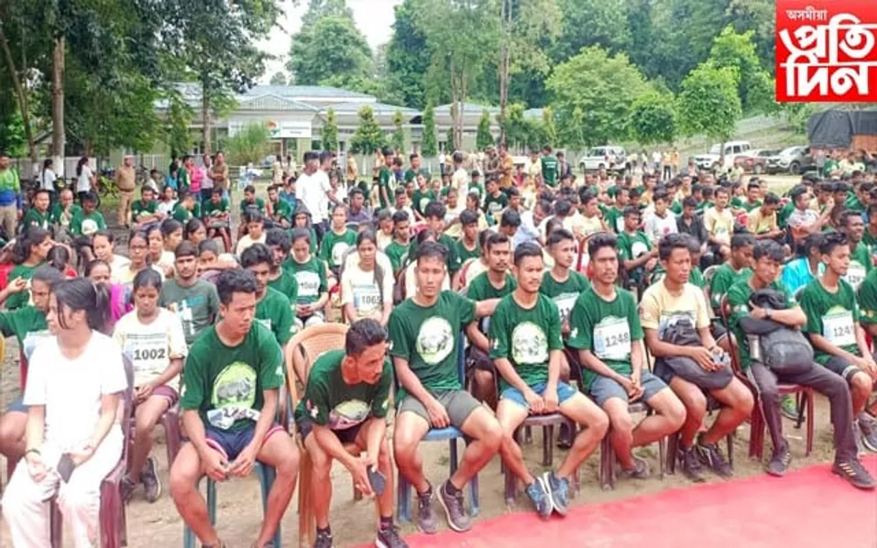 উৎসৱমুখৰ পৰিৱেশত কাজিৰঙাত উদযাপন বিশ্ব গঁড় দিৱস
