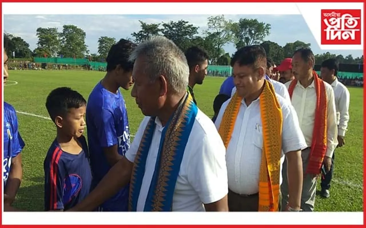 'বড়োলেণ্ড ছহিদ সোঁৱৰণী' ফুটবল প্ৰতিযোগিতা আৰম্ভ