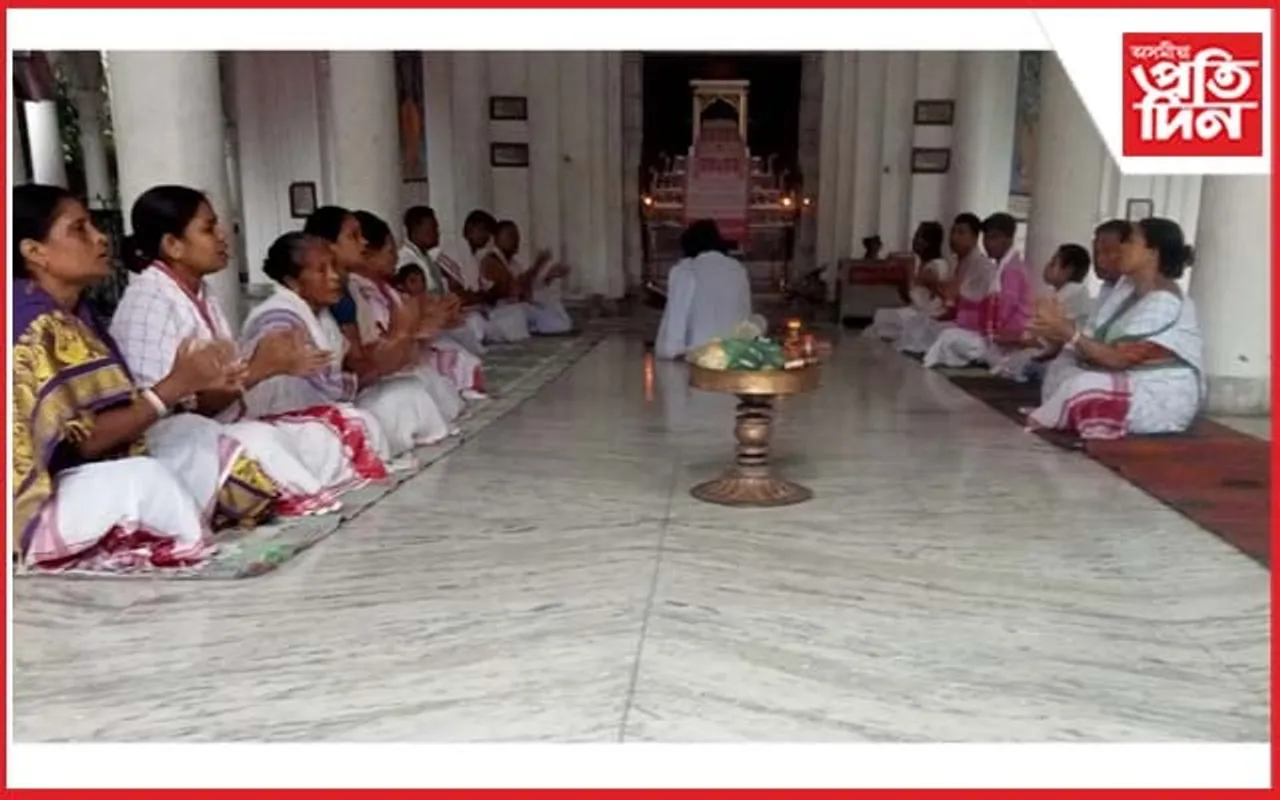 কোচবিহাৰৰ মধুপুৰ সত্ৰত মহাপুৰুষ শ্ৰীমন্ত শঙ্কৰদেৱৰ জন্মোৎসৱ পালন