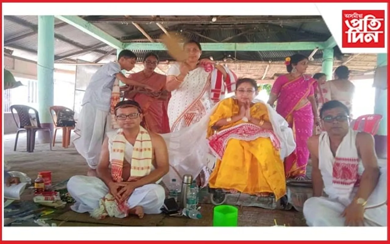 হোমৰ জুইক সাক্ষী কৰি যুগ্ম জীৱনৰ পাতনি মেলিলে শৰ্মিষ্ঠা প্ৰীতম আৰু প্ৰাঞ্জল মহন্তই